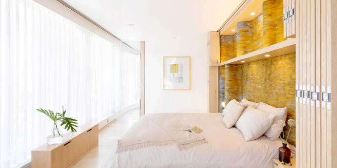 Apartment of Perfect Brightness